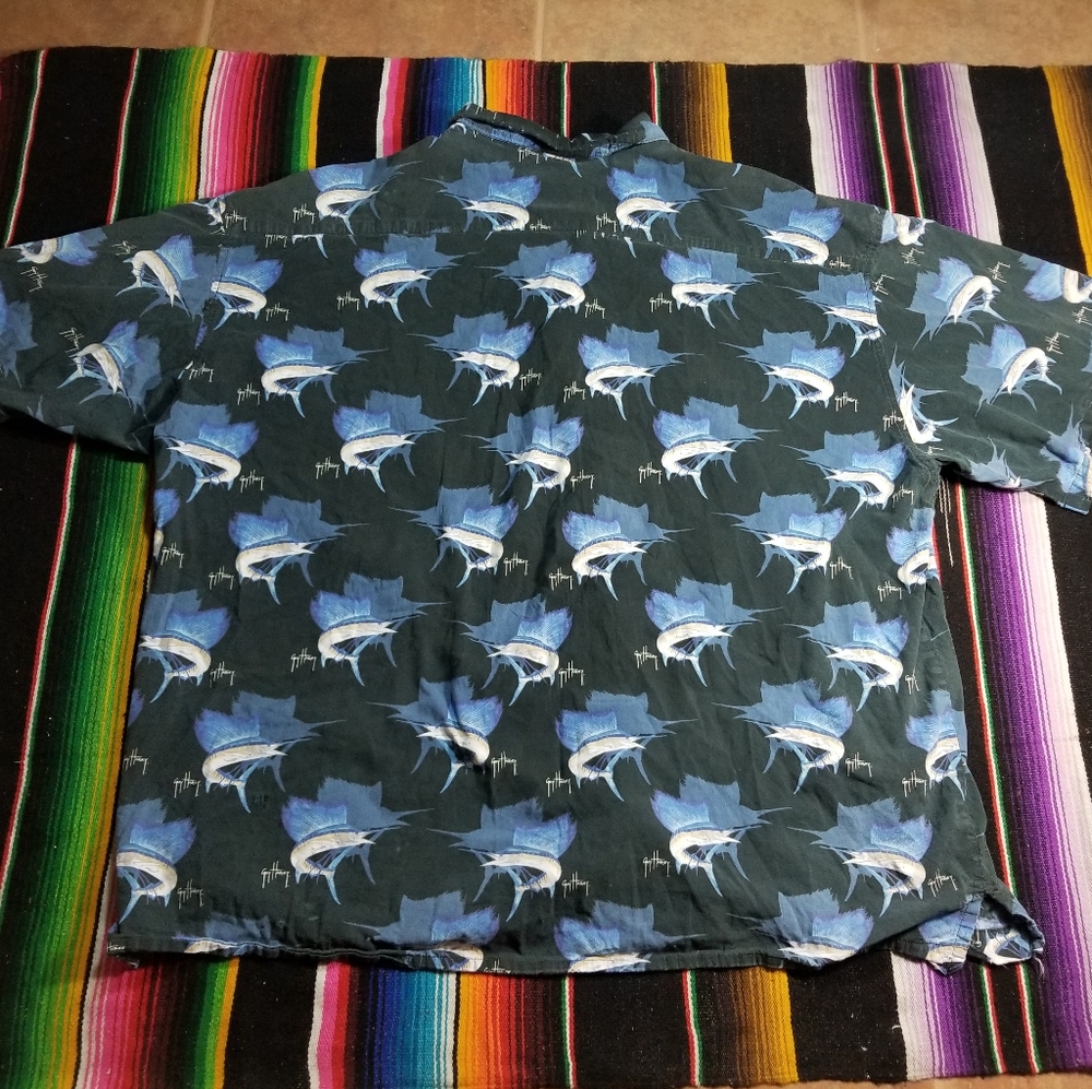 Button Up - Picture 5 of 5